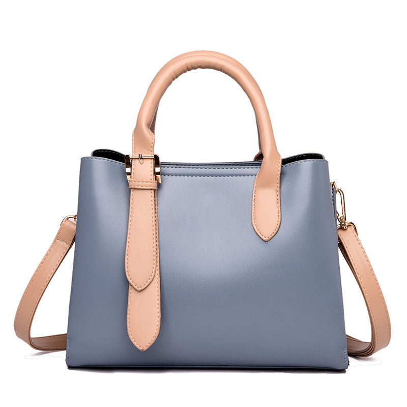 Leather handbags atmospheric messenger bag