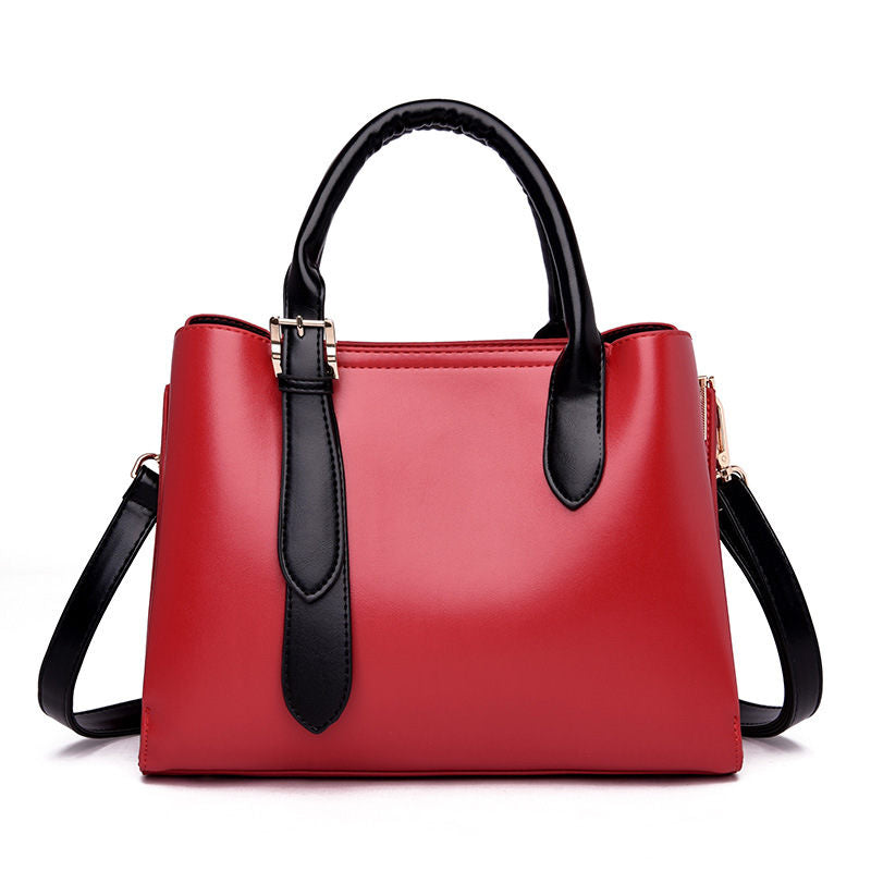Leather handbags atmospheric messenger bag