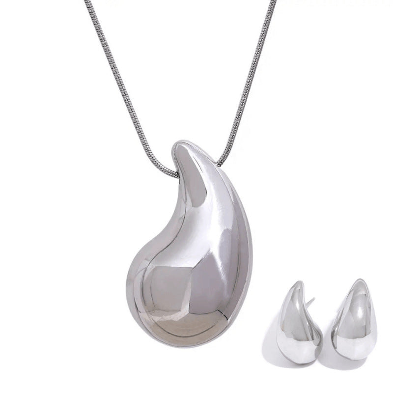 Fashionable Titanium Steel With 18K Gold