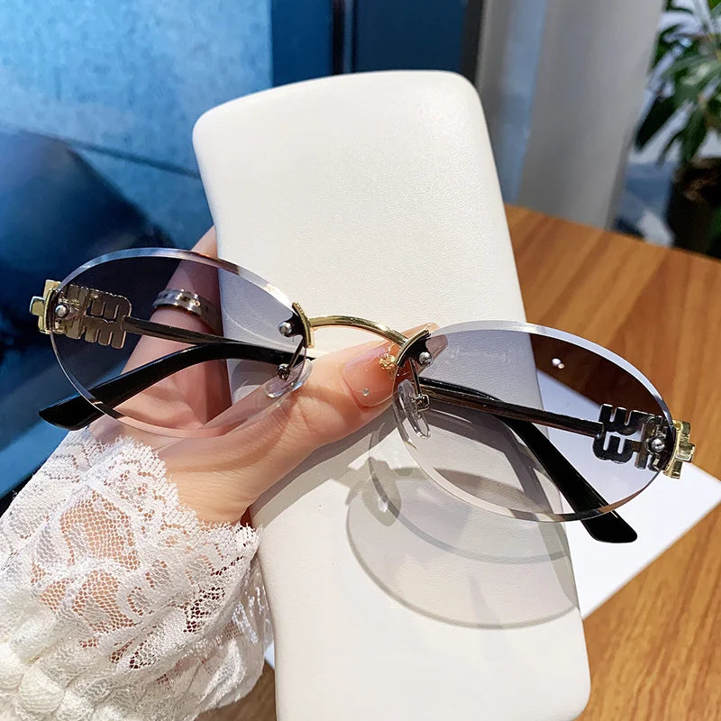 Oval Frame Sunglasses